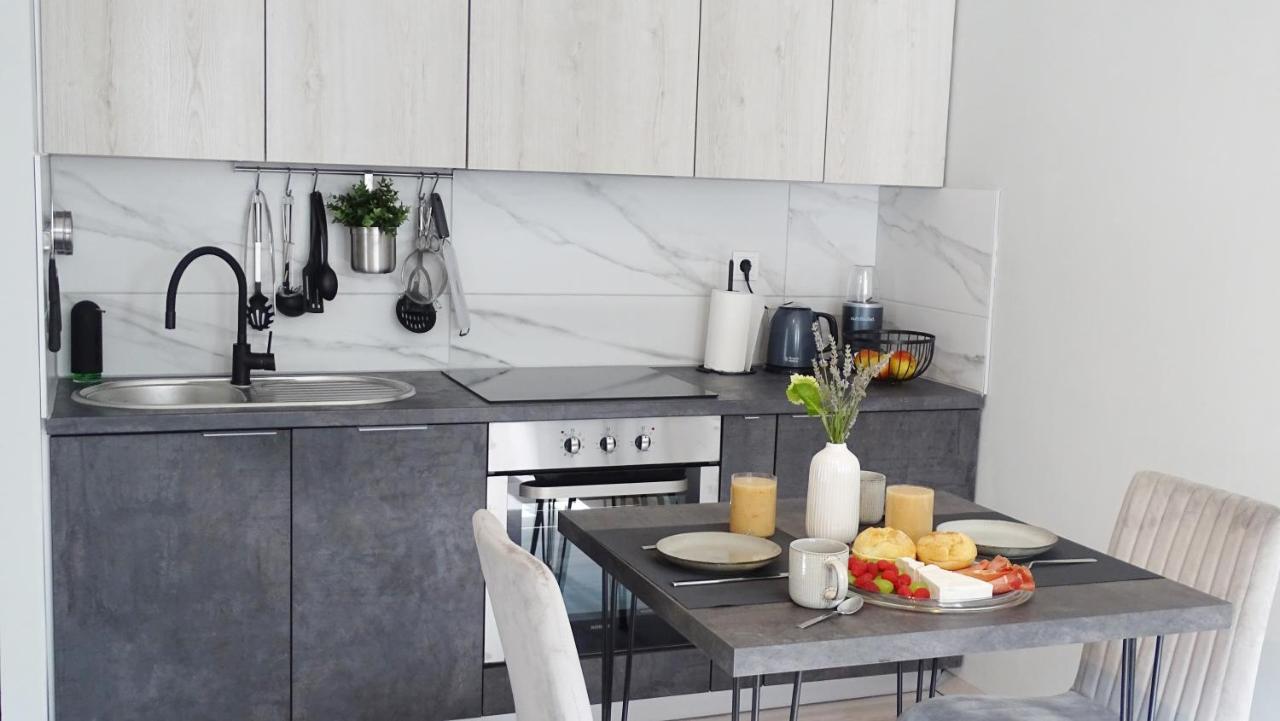 Petite Grey Apartment With Free Private Parking Zagreb Luaran gambar